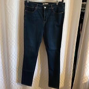 Levi’s women’s 311 shaping skinny jeans SZ 32